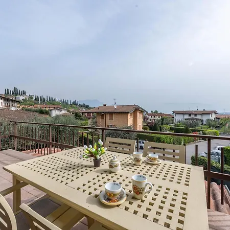 La Terrazza Sul Lago Soiano Del Lago